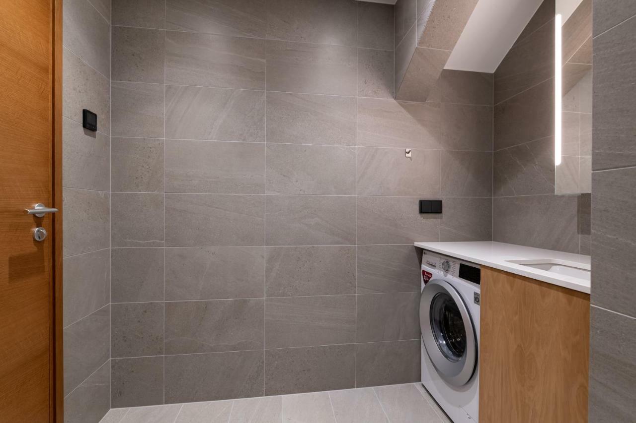 Self-Check-In 2 Bedroom Apartment With A Terrace And Free Parking Tallinn Exterior foto
